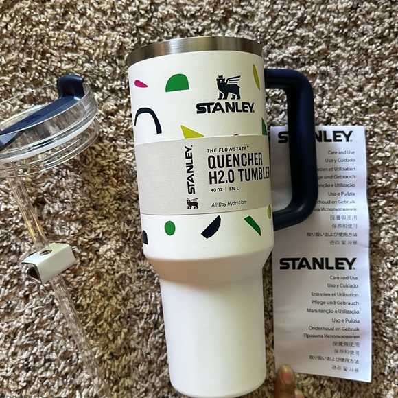 Stanley Other - 💙STANLEY QUENCHER H2.O 40oz